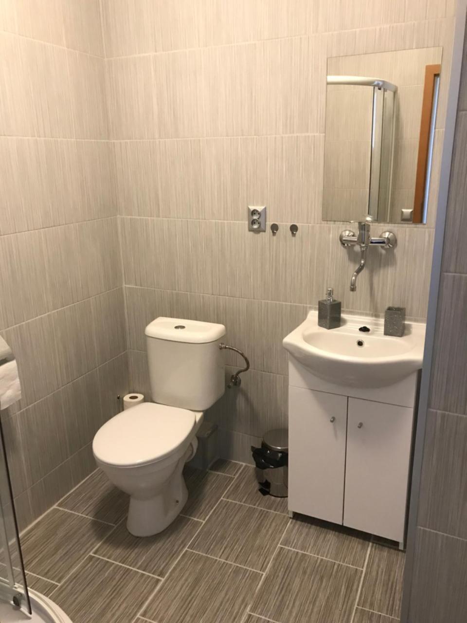 Double or Twin Room,769975657:JPEG